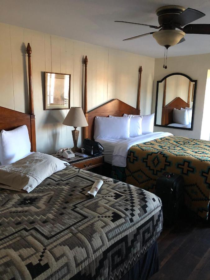 Apache Lodge Прескот Екстер'єр фото