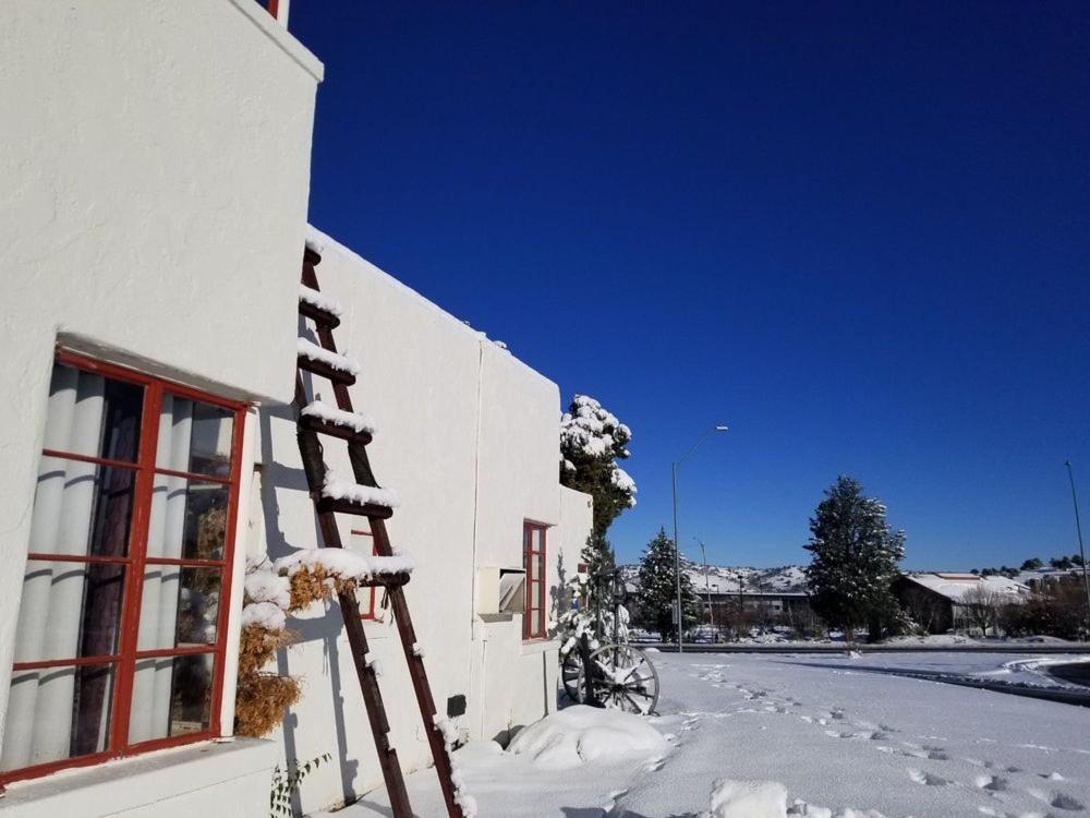 Apache Lodge Прескот Екстер'єр фото