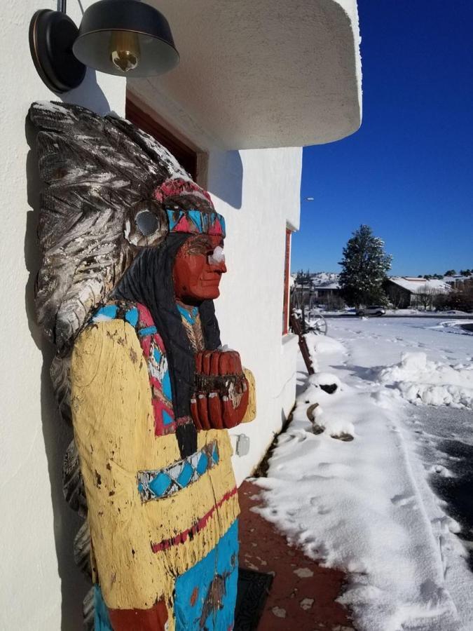 Apache Lodge Прескот Екстер'єр фото